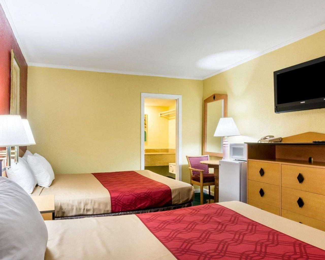 Econo Lodge Topeka Exteriér fotografie