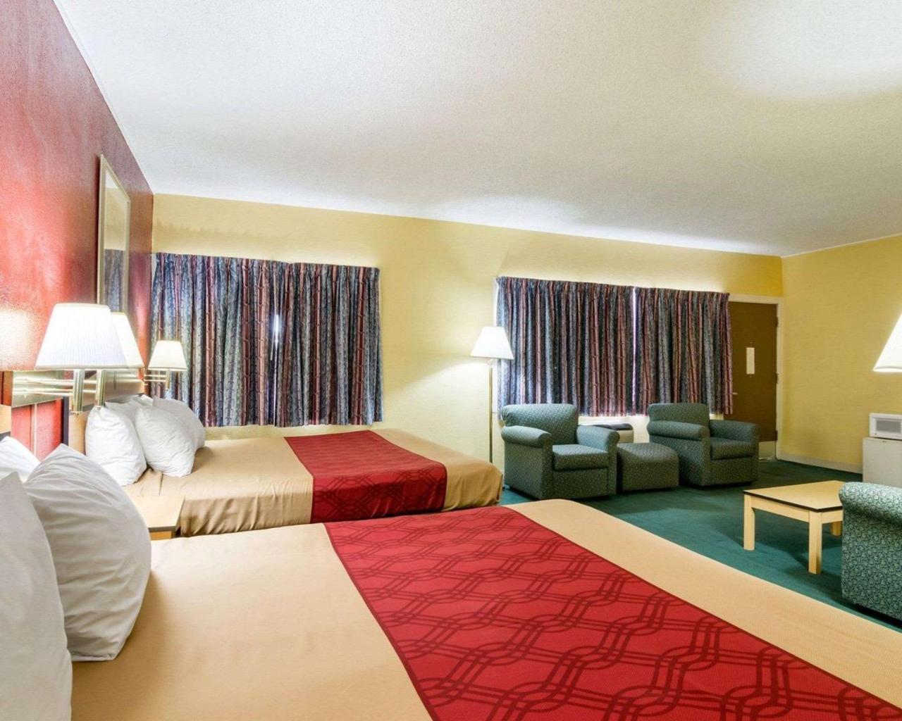 Econo Lodge Topeka Exteriér fotografie
