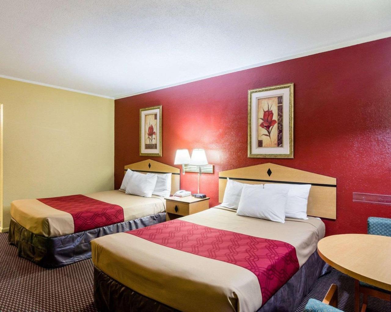 Econo Lodge Topeka Exteriér fotografie